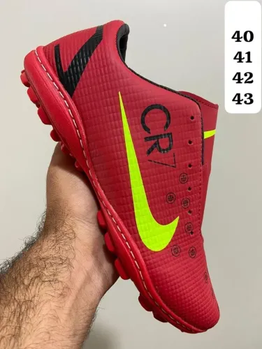 Chuteira Society Nike