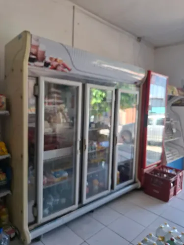 Mercadinho, Vende todos equipamentos e mercadorias