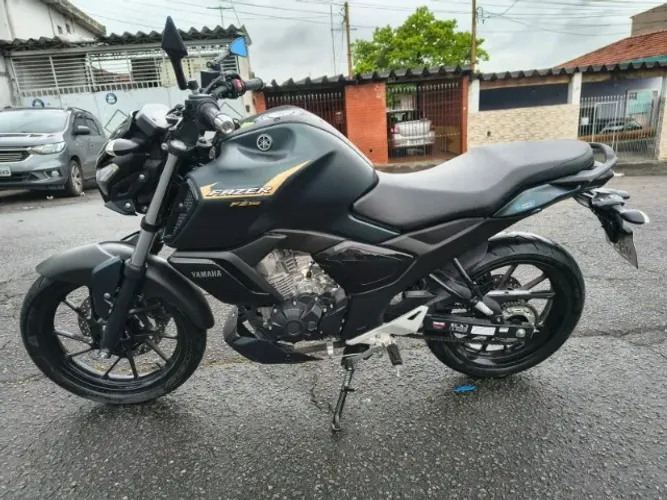 Fz15 2025 ABS Só 1.499 km Abaixo da FIPE pra vender logo FAZER 150 connected ABS