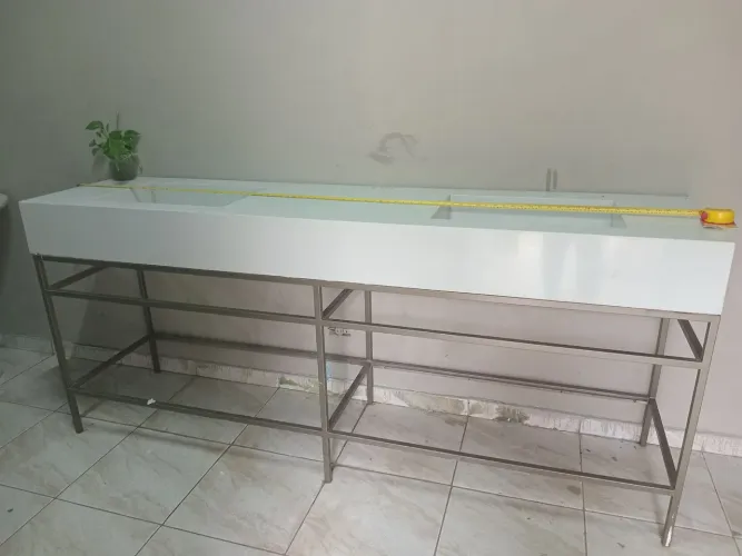 Lavatório mármore 2 cubas  preço negociável 
