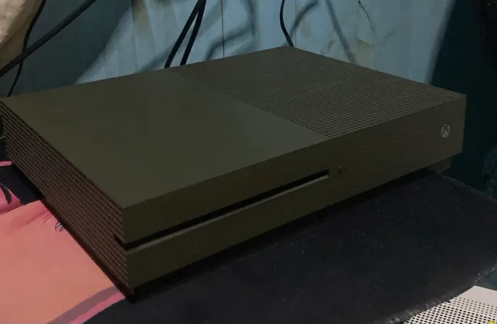Xbox One S Edição Limitada