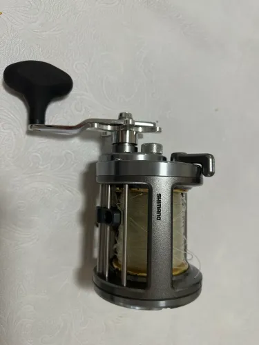 Carretilha SHIMANO