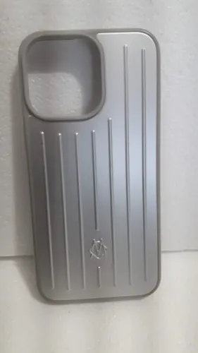 Capa de celular RIMOWA original para Iphone 14 Pro Max cinza usada em bom estado