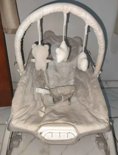 Cadeirinha de descanso/balanço infantil 