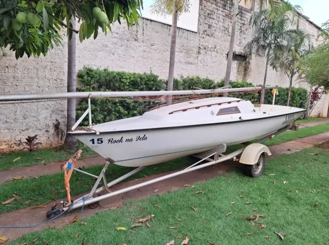 Veleiro magnum 595