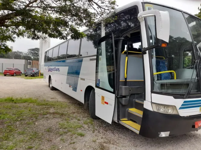 Ônibus Busscar LO 500