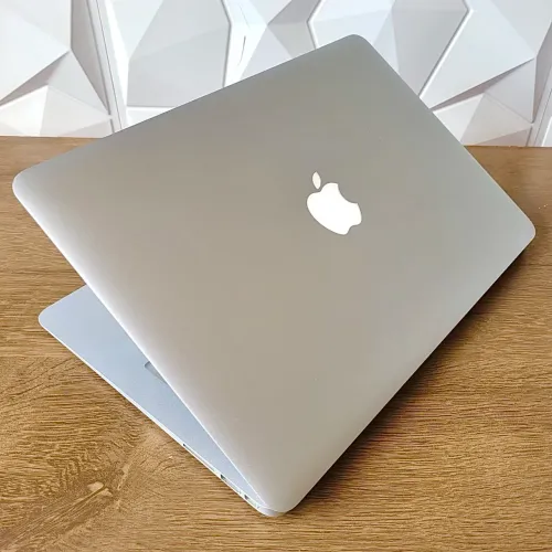 MacBook Air - SSD M2 - Core i5 - Passo Cartão 