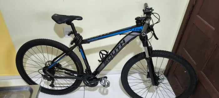 Bicicleta aro 29 original peças todas Shimano freio hidráulico revisão feita