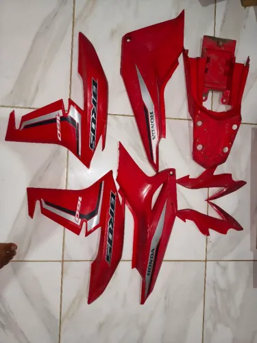 Carregam da Bros 160 tudo por 250