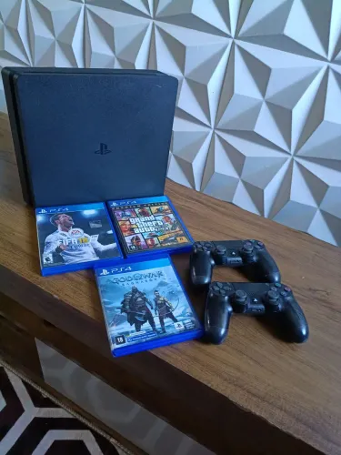 Playstation 4 em Ótimo estado