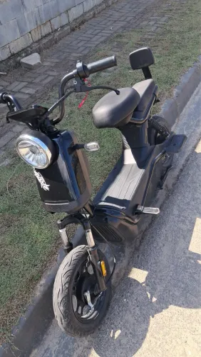 Scooter elétrica