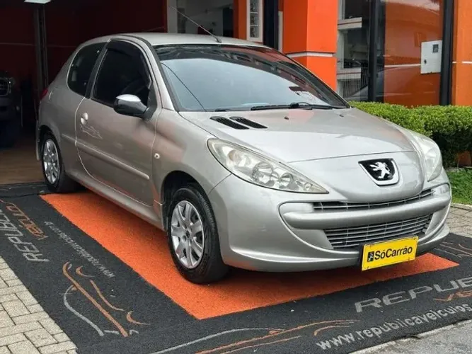 Peugeot 207 XR 1.4 Flex 8V 3P 2012