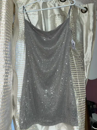 Vestido Pool PP paetê prata