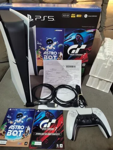 PS5 SLIM COMPLETO IMPECÁVEL C 02 JOGOS NOTA FISCAL E GARANTIA ATÉ ABRIL 2027