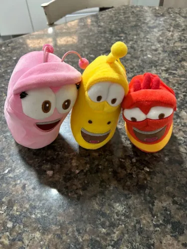 pelúcias larva kit com 3