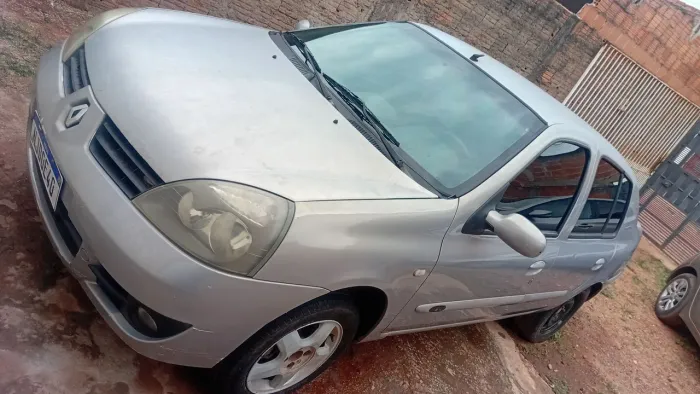 Renault Clio Sed. Privilège Hi-flex 1.6 16V 4P 2008