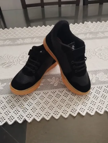 Tenis infantil número 33