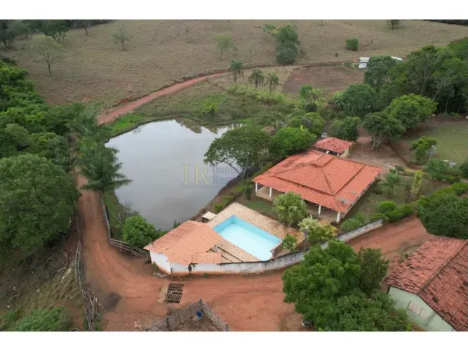 OPORTUNIDADE SITIO 18HA COM NACENTE PROPRIA E LAZER COMPLETO