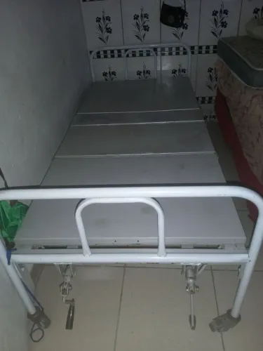 Cama hospitalar