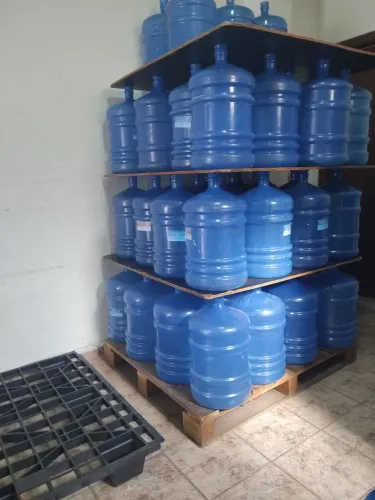 Galões de água vazio de 20 litros 2029