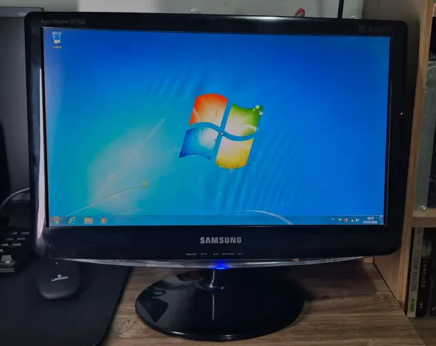Monitor Samsung 19" Led VGA