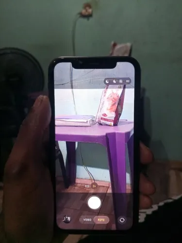 iPhone 11(só a bateria está deixando a desejar)
