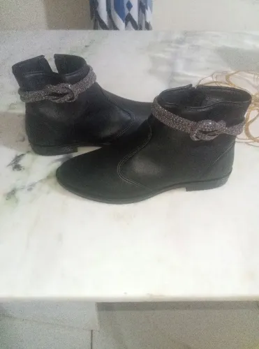Bota Rasteira Moleca ( Nova )