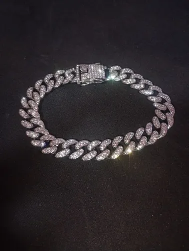 Pulseira cravejada 