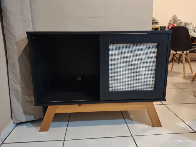 Rack/Aparador Retrô Preto com Porta Deslizante - Excelente Estado