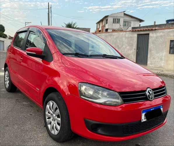 Volkswagen Fox 1.0 MI Total Flex 8V 5P 2014