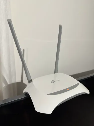 Roteador TP-Link Wi-Fi - Ótimo Estado e Barato