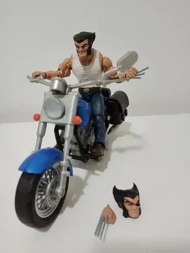 Wolverine com moto Marvel Legends