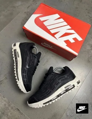 Tênis Nike Air Max novo Tam 40