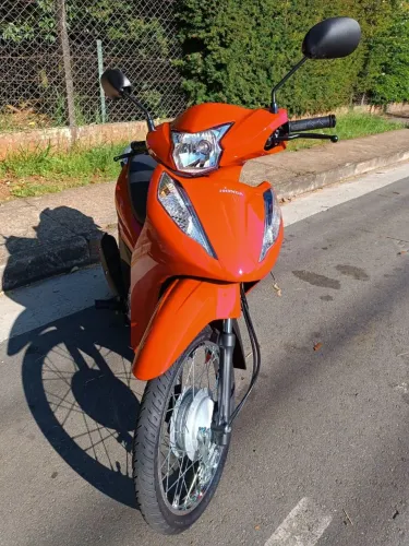 Biz ES 125 - Com 200km