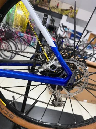 Bicicleta Caloi team Carbon 