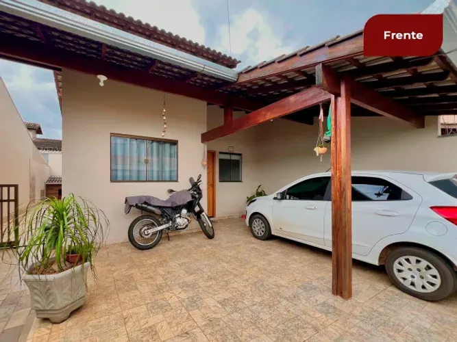 Casa charmosa, moderna e bem localizada