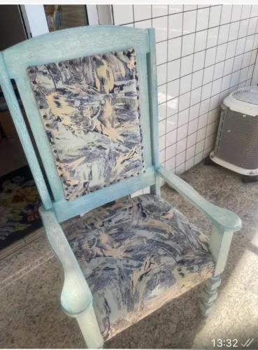 Vendo cadeira em patina