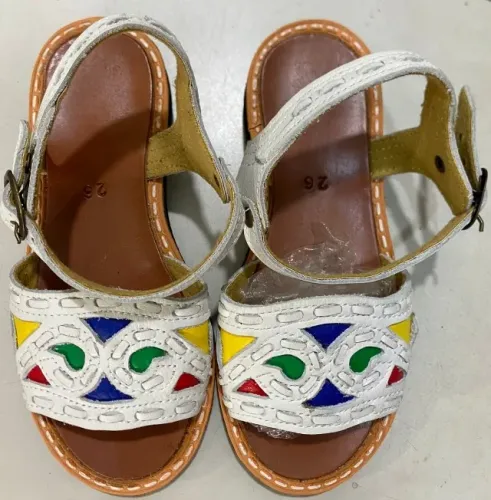 Sandália Infantil de couro legítimo Maria Bonita