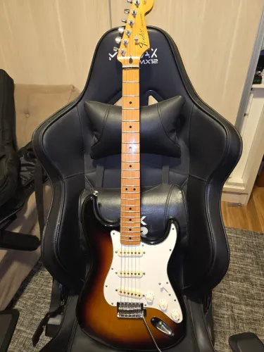 Guitarra Fender Classic 2012
