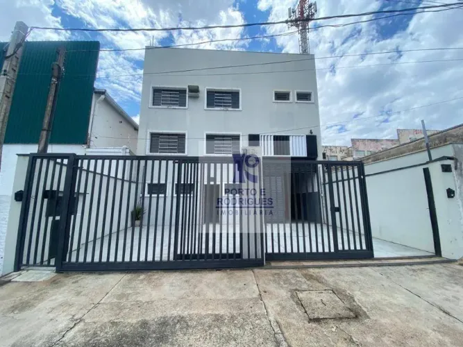 Barracão para alugar, 407 m² por R$ 9.716/mês - Jardim do Trevo -CAMB- Campinas/SP