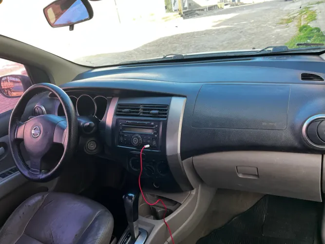 Nissan Livina SL 1.8 16V Flex Fuel Aut. 2010