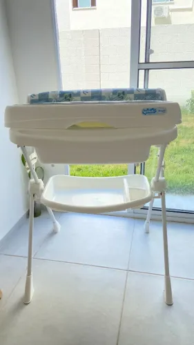 Banheira com Trocador Burigotto Splash+ (acompanha assento redutor para recém nascido)