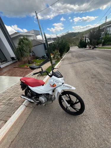 Pop 110i 2024 com apenas 7,500km