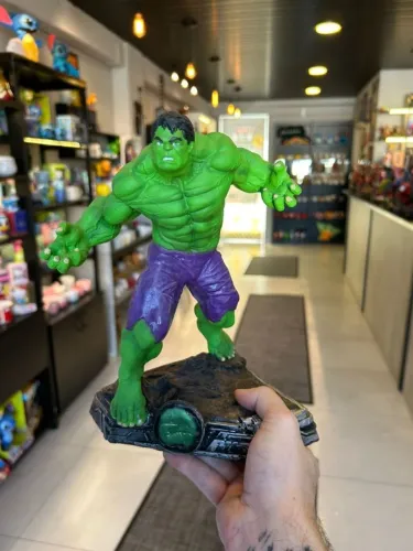 Estátua de Resina Hulk 25cm