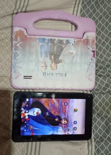 Vendo um tablet multilaser