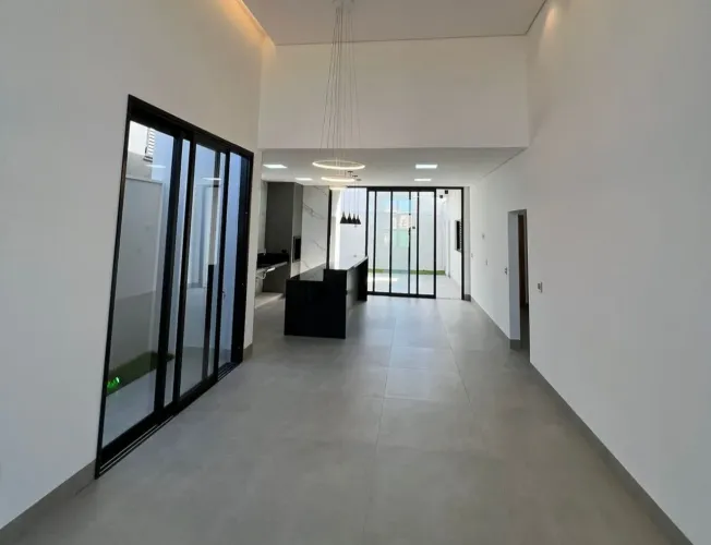 Casa à venda no Condomínio Raros em Uberlândia