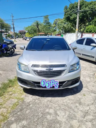 Chevrolet Onix Hatch LT 1.4 8V Flex Power Mec. 4P 2013