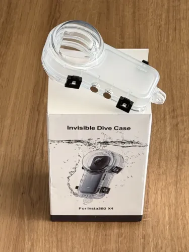 Capa Mergulho Invisível Insta360 X4 - Invisible Dive Case X4