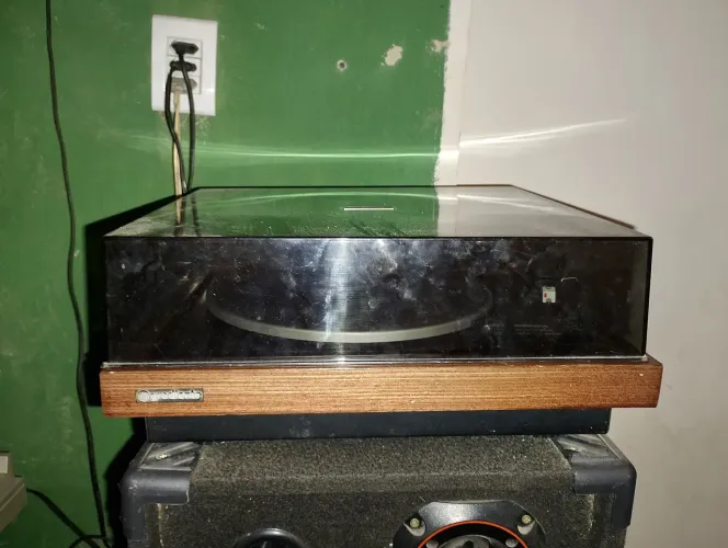 Toca disco Garras Gradiente 730 s