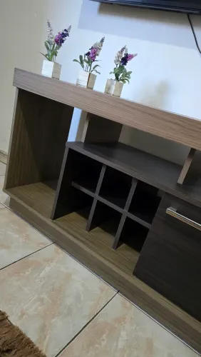 Rack Bancada para TV com adega